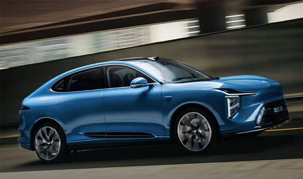 兴兴：用遥控追求极致速度；蔡浩宇AI游戏上架2719元｜极客早知道凯时尊龙人生Sam Altman：AI存在泡沫；宇树机器人夺金王(图7)